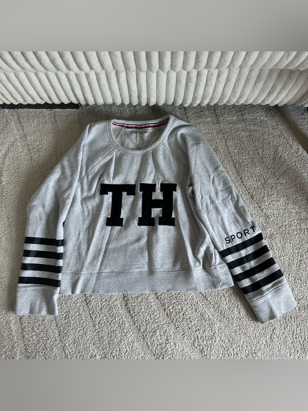 Tommy Hilfiger Sport Women’s Grey Crewneck